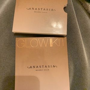 Anastasia Beverly Hills sun dipped highlight